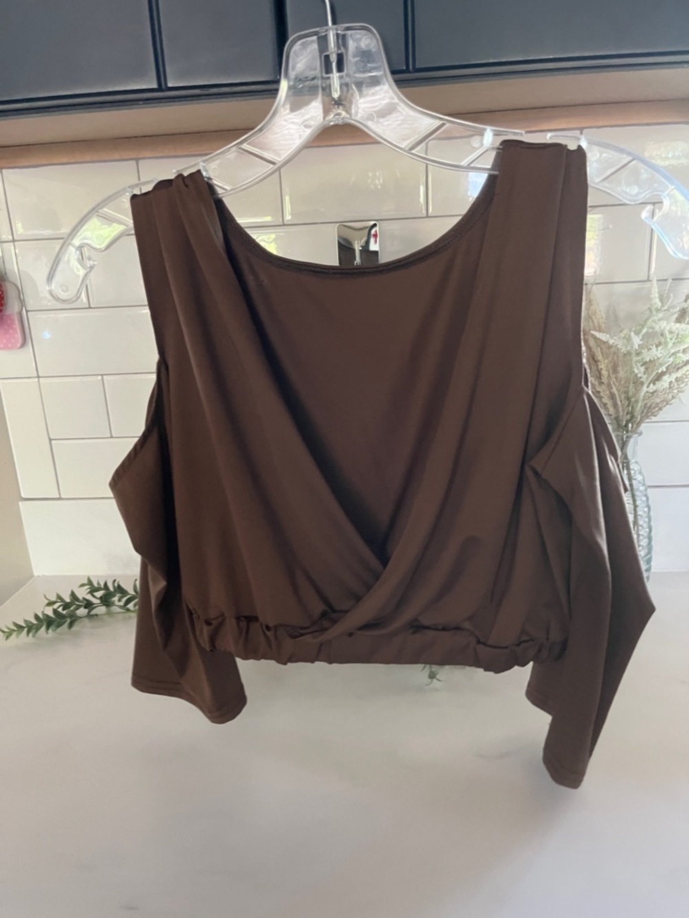 Women’s Brown Cold-Shoulder Wrap Cropped Top